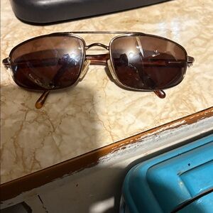 Used Maui Jim KAHUNA Sunglasses (MJ 162-23 Gunmetal / Brown Polarized Lenses)